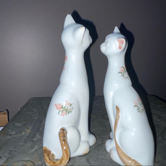 Andrea by Sadek Porcelain White With Flowers - Picture 2 of 10